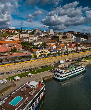 Cruise Régua-Pinhão-Régua (Upstream and Downstream)
