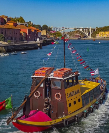 Cruzeiro das Pontes - Uma Viagem pelo Douro