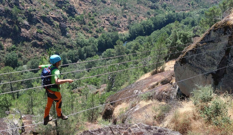 Aventura nas Montanhas: Via Ferrata