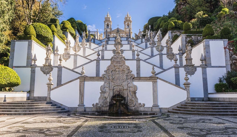 Private Tour to Braga and Guimarães