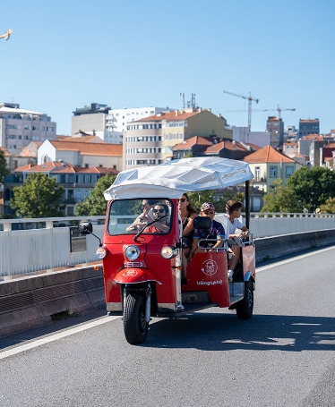 Tuk Tuk Porto City Tour
