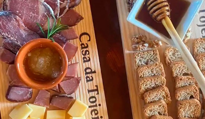 Exclusive Visit and Wine Tasting Casa da Tojeira