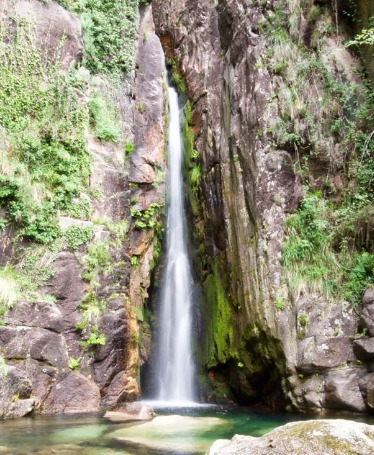 Caminhada por Lagoas e Cascatas no Gerês