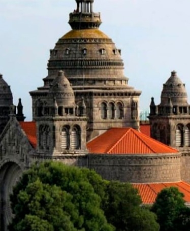 Viana do Castelo Tour: History & Sea