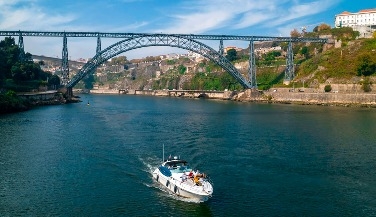 Sunset Yacht Cruise on the Douro River