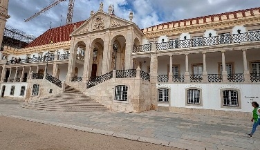 Aveiro & Coimbra Tour with Moliceiro Cruise