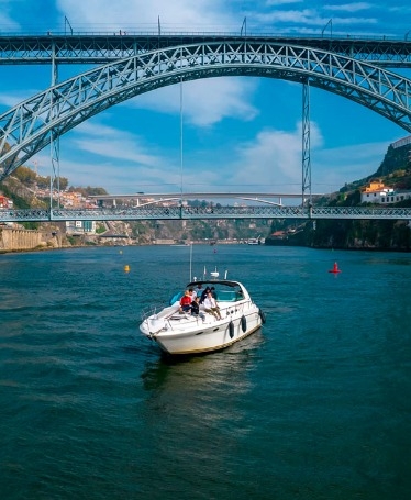 Cruzeiro privado do Porto ao Vale do Douro - Meridian4People - Experiências