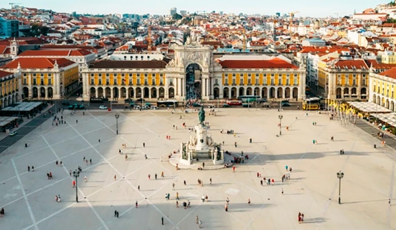 Porto to Lisbon with Stops in up to 3 Cities
