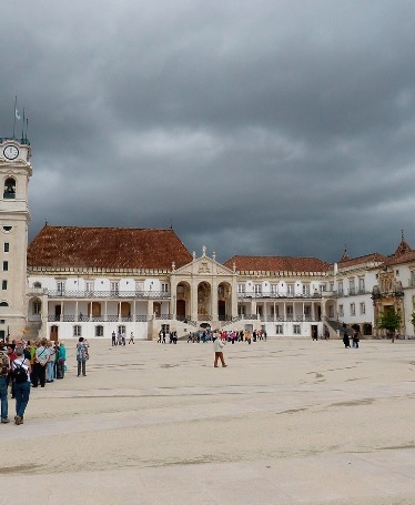 Tour a Aveiro e Coimbra com passeio de Moliceiro