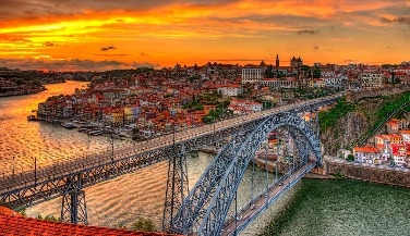 Full Day Tour in Porto: 8 Hours of Discovery