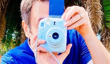 Walking Tour in Porto with Polaroid Photos