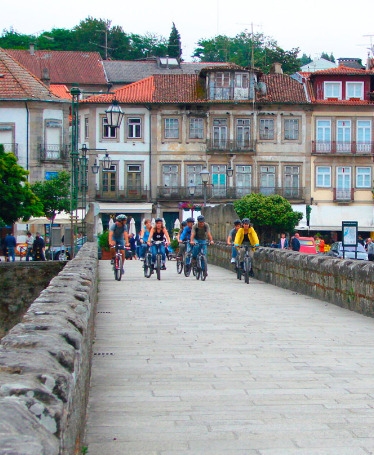 E-Bike Tour: Lima Valley and Protected Lagoons