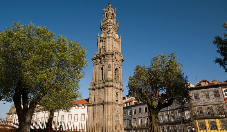Visit to the Clérigos Tower, Museum and Church