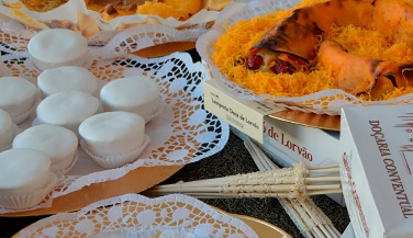 1-Day Tour: Aveiro, Costa Nova and the Salt Pans