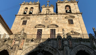 Tour de 1 Dia a Guimarães e Braga com Santuários