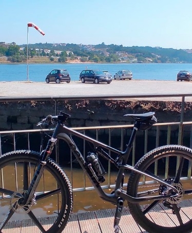 Passeio E-Bike no Rio Febros – Vila Nova de Gaia