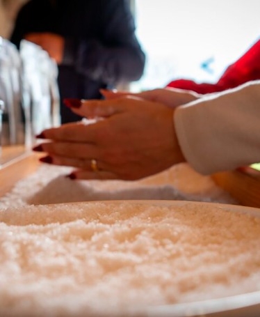 Aveiro Tour: Ovos Moles, Moliceiro Cruise and Costa Nova