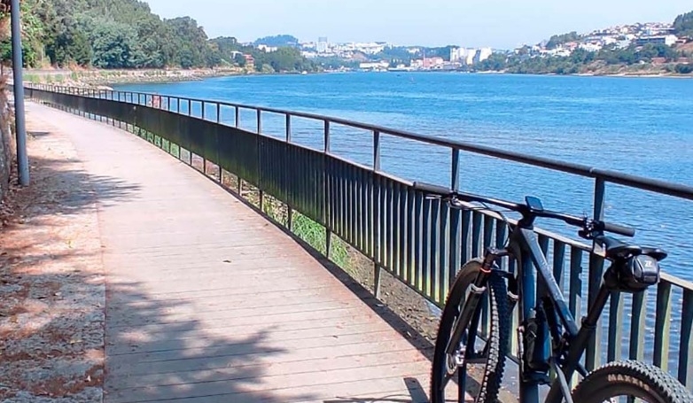Passeio E-Bike no Rio Febros – Vila Nova de Gaia