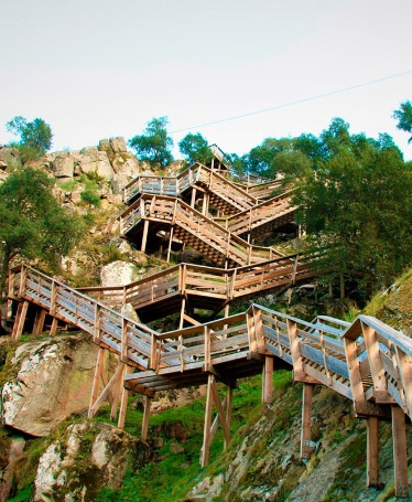 Paiva Walkways with Guided Hike and Lunch