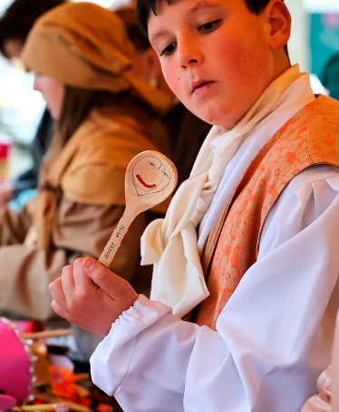 Wooden Spoon – Gestures That Move Us