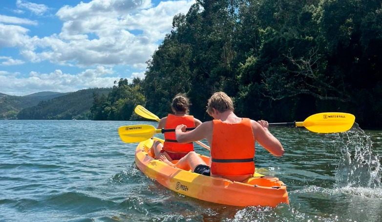 Douro River Kayak Tour from Praia da Lomba