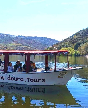 Boat Trip in Pinhão